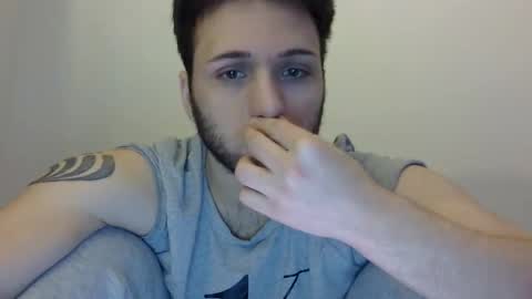 lucasbacon13 online show from January 3, 11:55 pm