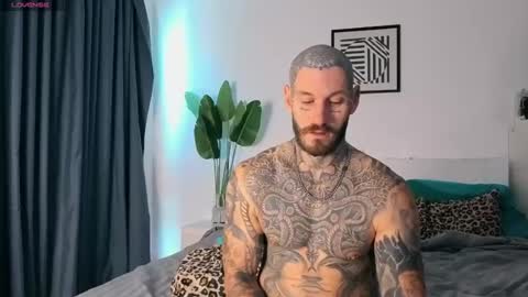 lucasexclusive online show from July 21, 5:09 am