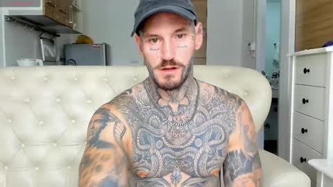 Snapshot of lucasexclusive chatting on September 17, 4:49 am lucasexclusive online show from September 17, 4:49 am