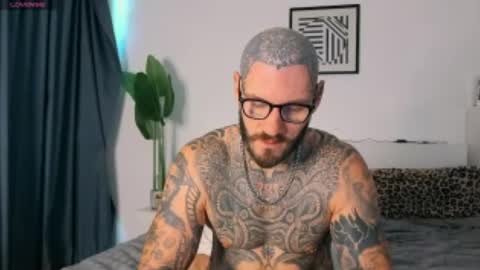 lucasexclusive online show from June 23, 6:21 am