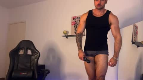 lucasfit24 online show from July 29, 3:34 pm