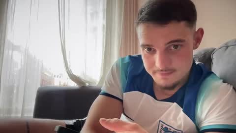 lucasray online show from June 18, 6:24 pm
