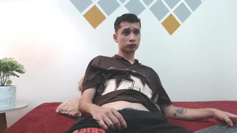 LucassSmith11 online show from March 30, 6:52 pm