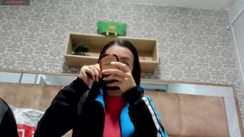 MIA HOT online show from March 7, 12:12 pm