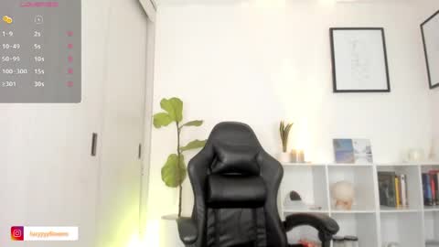 Lucia online show from June 2, 1:07 am