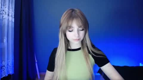 Lucy online show from February 26, 7:42 pm