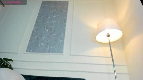 Snapshot of lucian_davi chatting on February 17, 6:28 pm Pirulo online show from February 17, 6:28 pm