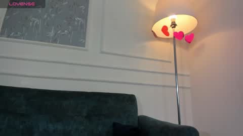 Snapshot of lucian_davi chatting on February 20, 3:19 pm Pirulo online show from February 20, 3:19 pm