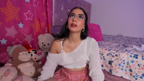    online show from November 14, 11:28 pm