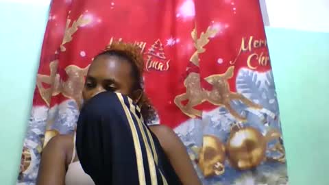 lucie196645 online show from June 2, 6:32 pm