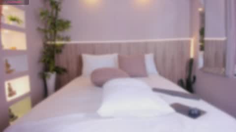 lucie online show from April 16, 9:26 pm