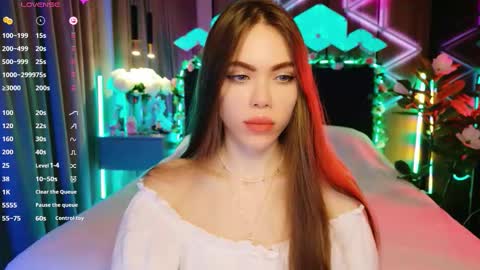 MimiFors online show from September 18, 4:11 pm