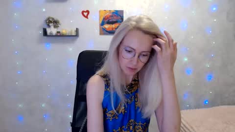 Arina online show from May 22, 6:04 pm