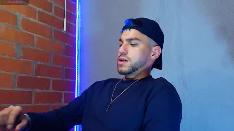 lucky_blessed online show from November 15, 5:42 am