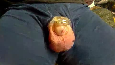 Lucky Cuck online show from January 3, 1:35 pm