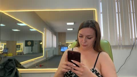 lucky_foryou_baby online show from March 30, 11:43 am