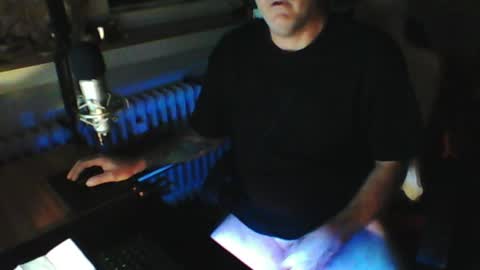        call me  Stefan online show from July 14, 12:58 am