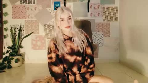 luckysapphire777 online show from February 26, 8:07 am