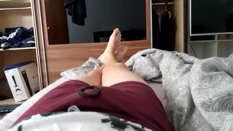 Snapshot of luckyshot91 chatting on September 21, 10:19 am luckyshot91 online show from September 21, 10:19 am