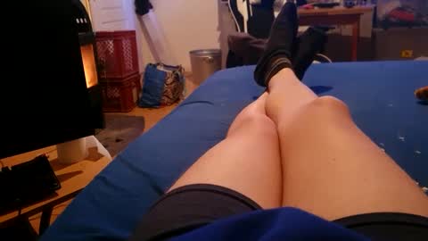 Snapshot of luckyshot91 chatting on January 23, 11:36 pm luckyshot91 online show from January 23, 11:36 pm