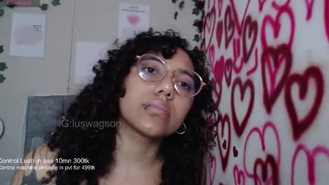 Luanis online show from September 17, 8:01 pm