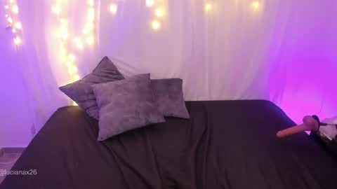 lucy online show from October 1, 2:43 am