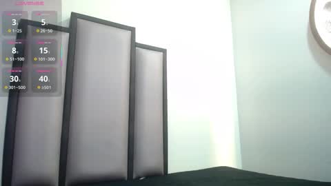 Snapshot of lucy__23 chatting on October 14, 4:15 am online show from October 14, 4:15 am