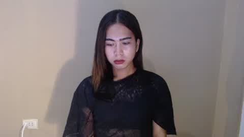 Lucy Anne online show from December 7, 9:33 am