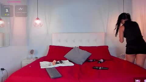 Lucy online show from February 27, 5:22 am