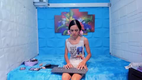Snapshot of lucy_unlimited chatting on October 9, 1:49 pm Lucy unlimit come back here  online show from October 9, 1:49 pm