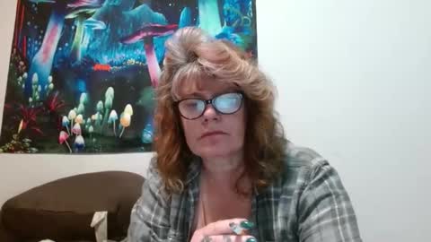 lucylling online show from February 15, 12:04 pm