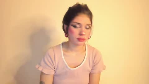 lucyportman online show from July 29, 8:36 am