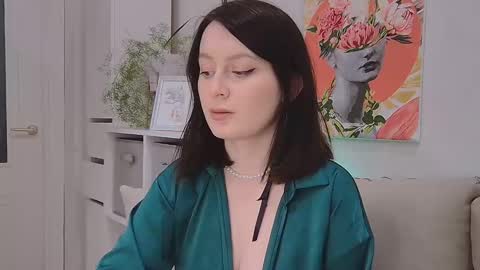 Lucy online show from February 21, 7:43 pm