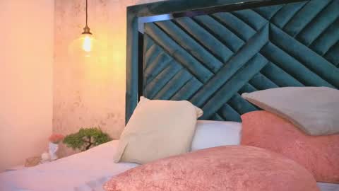 Lucy online show from September 28, 6:00 am