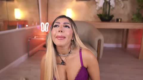 LucyRose online show from July 20, 8:28 am