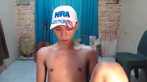 lui_the_fucker online show from March 23, 5:34 am