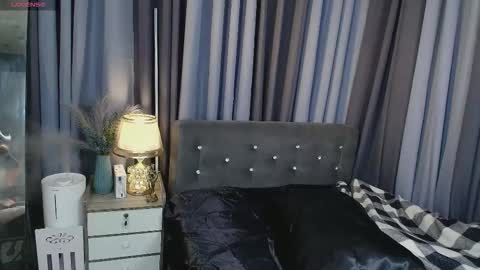 luigi_moreno online show from September 16, 6:55 pm