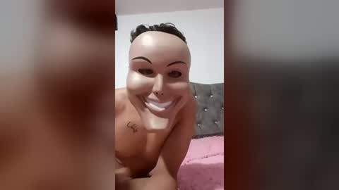 luis142832238 online show from August 8, 12:31 am