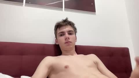 Luis online show from October 30, 3:01 pm