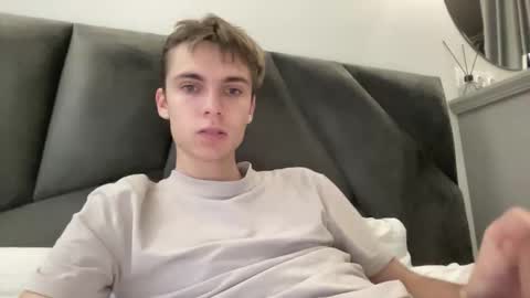 Luis online show from October 28, 1:56 pm