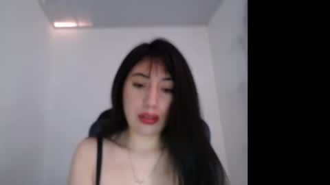 luisa_homes online show from March 13, 6:33 pm
