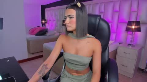 Luisa  online show from January 14, 2:25 pm