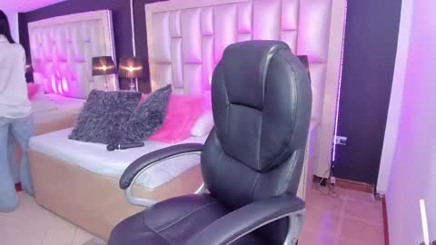 Luisa  online show from December 16, 10:38 pm