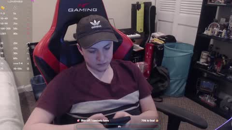 Luisdiaztube online show from January 7, 11:35 pm