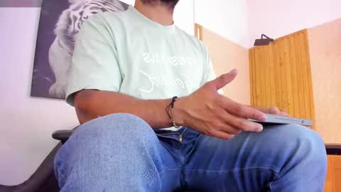Snapshot of luke__09 chatting on October 14, 11:46 am LUKE online show from October 14, 11:46 am