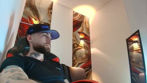 LUKE online show from March 14, 1:37 pm