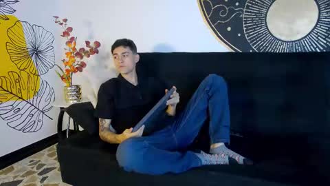 Snapshot of luke_savagge chatting on October 5, 3:08 pm Luke online show from October 5, 3:08 pm