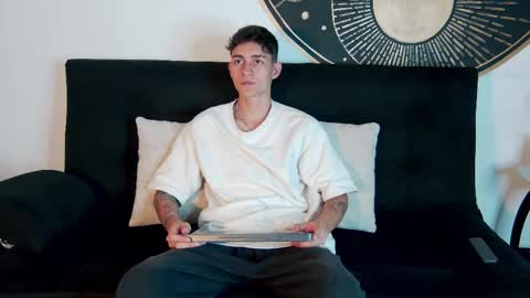Snapshot of luke_savagge chatting on October 10, 8:03 pm Luke online show from October 10, 8:03 pm