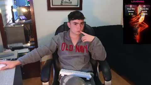 lukeboyce online show from July 27, 12:30 am