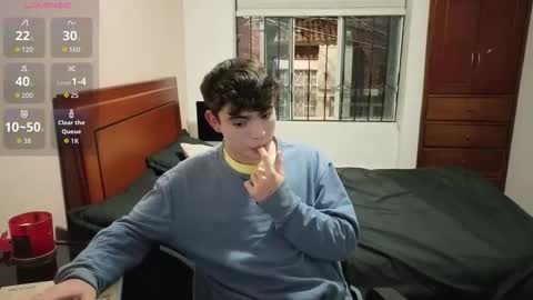 lukeboyce online show from February 18, 12:32 am